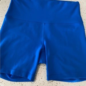 Lululemon Wunder Train shorts 6” Poolside